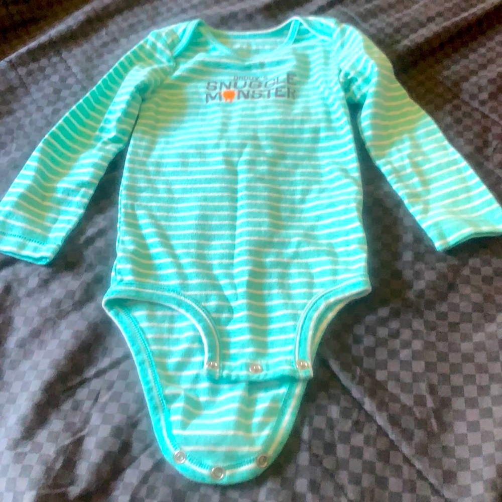 Two-Piece Bodysuit and Pant Set. Size 24 Months